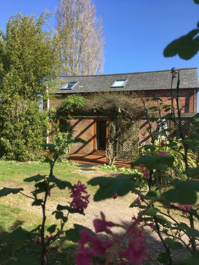 Ralph'S Barn Villa Нюпорт Екстериор снимка